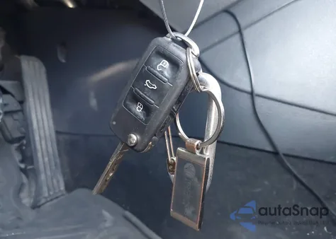 2013 Volkswagen Jetta 2.5L Se from USA, damaged, VIN 3VWDX7AJ6DM368745